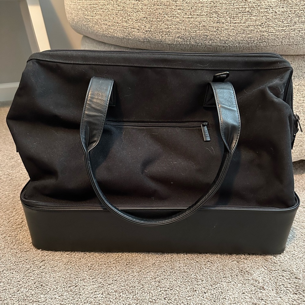 BEIS Weekender Bag in Black